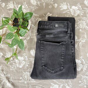 Abercrombie • High-Rise Distressed Skinny Jean